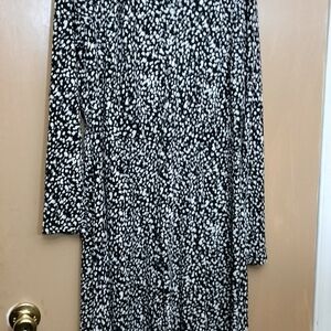 Black & White Long Sleeve Printed Women's Dress